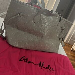 Mirror Gray Glamaholic Lifestyle Tote